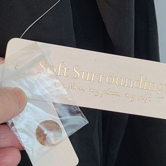 Soft Surroundings Women SP Fairfax Tunic Black Button High Low Pockets NWT - Picture 10 of 11